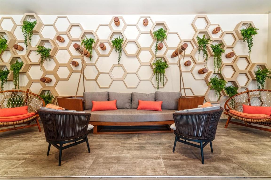 Virgin Hotels Las Vegas By Suiteness Ngoại thất bức ảnh